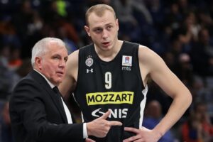 ALEN SMAILAGIĆ ŽELJKO OBRADOVIĆ KK PARTIZAN EVROLIGA