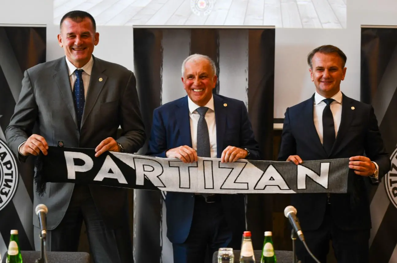 ZORAN SAVIĆ, ŽELJKO OBRADOVIĆ, OSTOJA MIJAILOVIĆ KK PARTIZAN EVROLIGA
