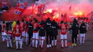 SKINITE DRESOVE, SKINITE DRESOVE. VEČITI DERBI DELIJE