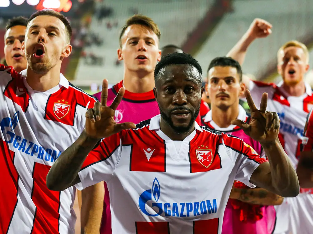 GELOR KANGA LAŽIRAO GODINE