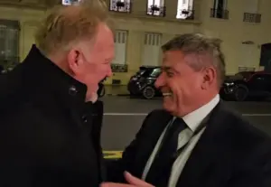 HRVAT BRUTALNO UDARIO PO SRBIJI I PIKSIJU?! ROBERT PROSINEČKI I DRAGAN STOJKOVIĆ U PARIZU