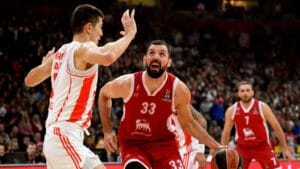 00_37_48_2023112500341629223_original_am-fb