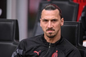 19_53_25_2023042619530627352_original_am-l