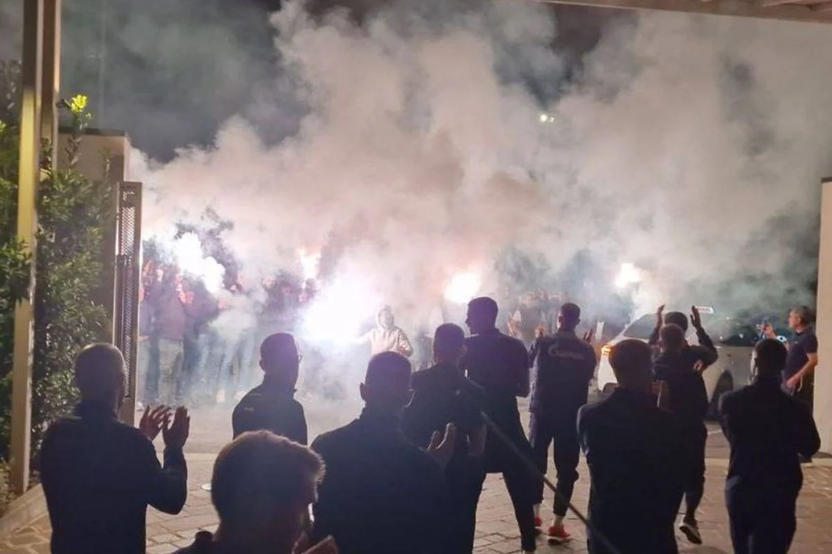 FK CRVENA ZVEZDA DELIJE