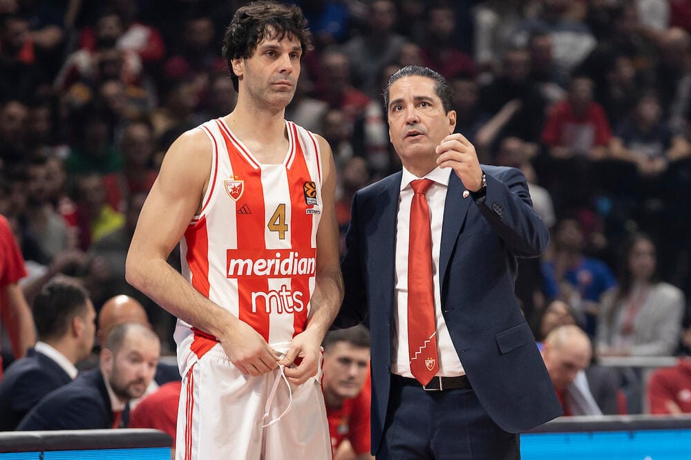 ZVEZDIN LIDER PREKINUO SFEROPULOSA NA TAJM-AUTU?! Plejmejker uputio brutalnu poruku svojim saigračima!