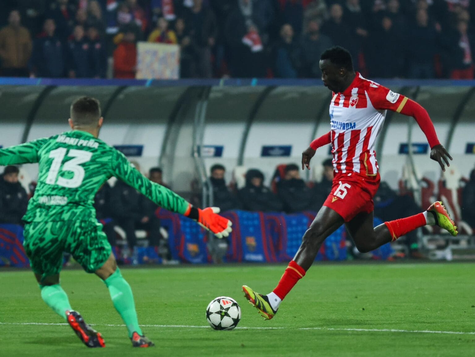 FK CRVENA ZVEZDA SILAS ŠTUTGART GOL