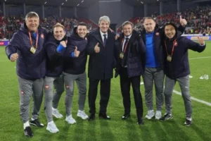 DRAGAN STOJKOVIĆ PIKSI KACUHITO KINOŠI POMOĆNIK SRBIJE NAPUSTIO REPREZENTACIJU