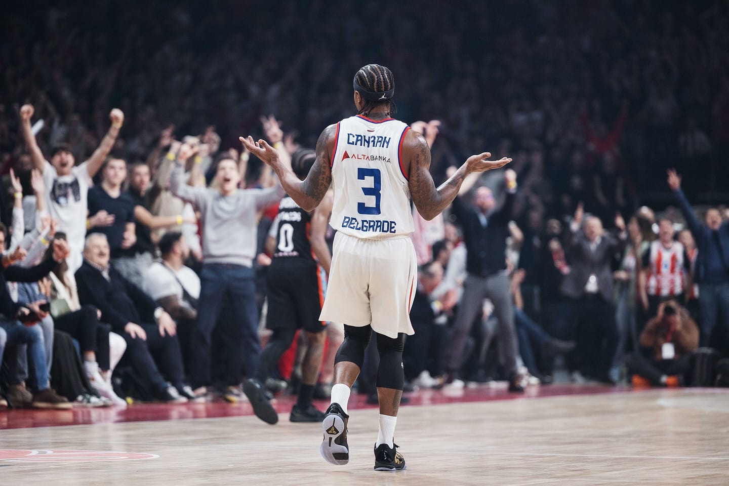 CRVENA ZVEZDA VS PARIZ EVROLIGA DELIJE