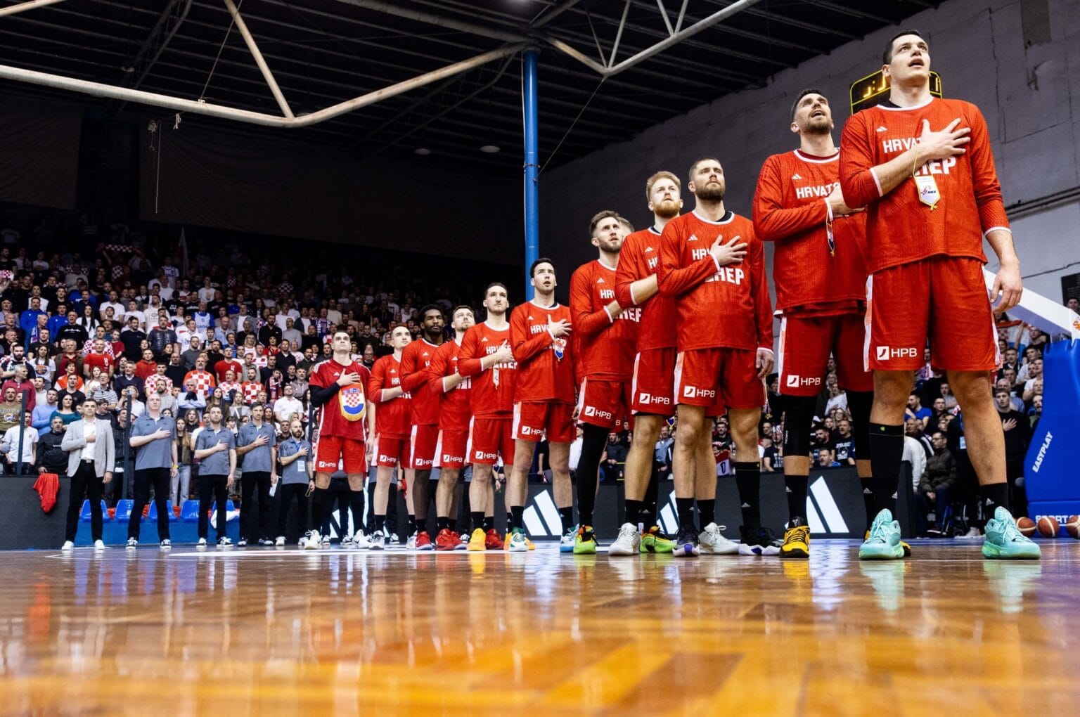 VELIKI SKANDAL! Fašističko urlanje u Zadru, na potezu je FIBA!