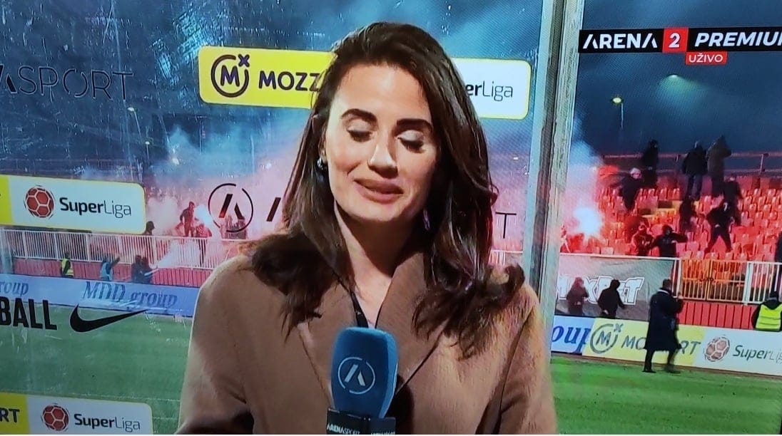 HAOS NA MEČU CRVENO-BELIH! Žestoka tuča navijača na tribinama!