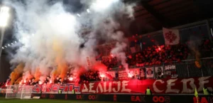 INVAZIJA DELIJA NA MALME! Korteo navijača Zvezde do stadiona – crveno-beli kao kod kuće! 4687_delije4_f