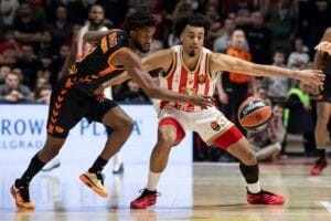 ZVEZDA ŽESTOKO OŠTEĆENA PROTIV VALENSIJE? Sudije zaustavile preokret crveno-belih! (FOTO) VALENSIJA ZVEZDA EVROLIGA