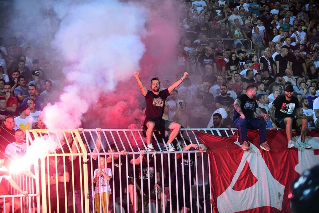 DELIJE MARAKANA CRVENA ZVEZDA DAGLAS OVUSU