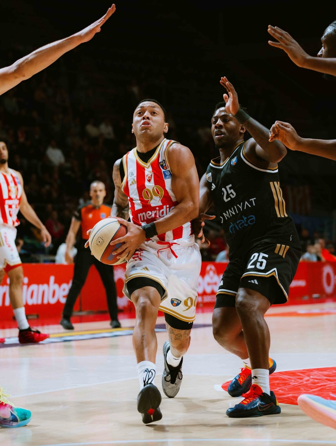 Izvor: KK Crvena zvezda