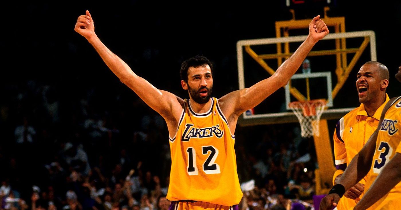 Globalni arhitekta igre: Vlade Divac – NBA revolucija i reprezentativni kult