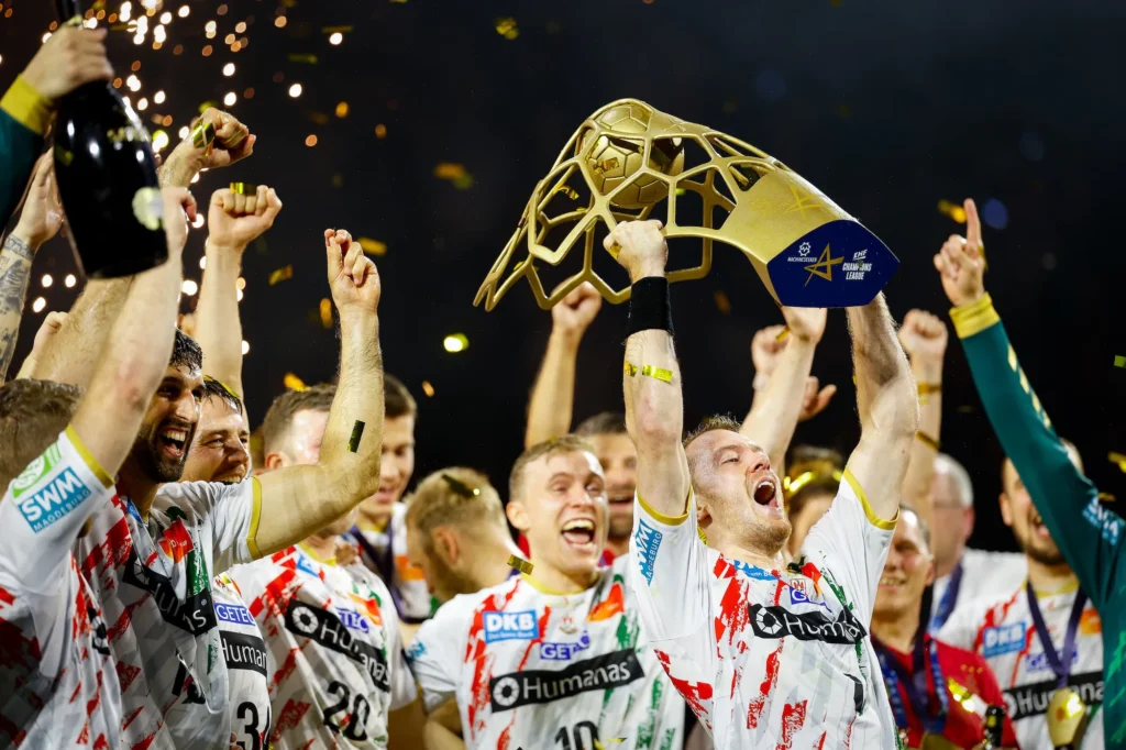 Izvor: EHF / Pozicije u rukometu: Uloge golmana, krila, bekova i pivota